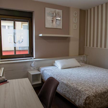 Hostal Gud Salamanca Exteriör bild